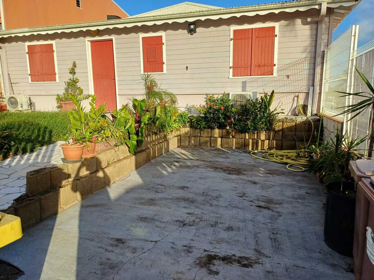 Appartement 70 m² avec terrasse vue mer et jardin - Photo 15