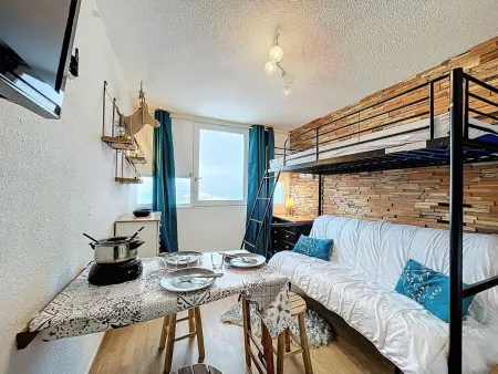 Location appartement à Le Corbier, Studio rénové skis aux pieds pour 3 personnes