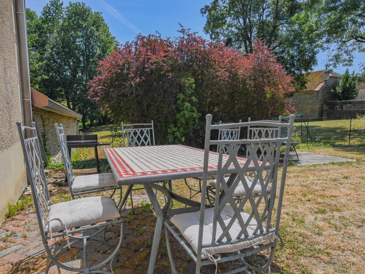 Gîte familial Chervey, équipé pour bébés et jeunes enfants - Photo 23