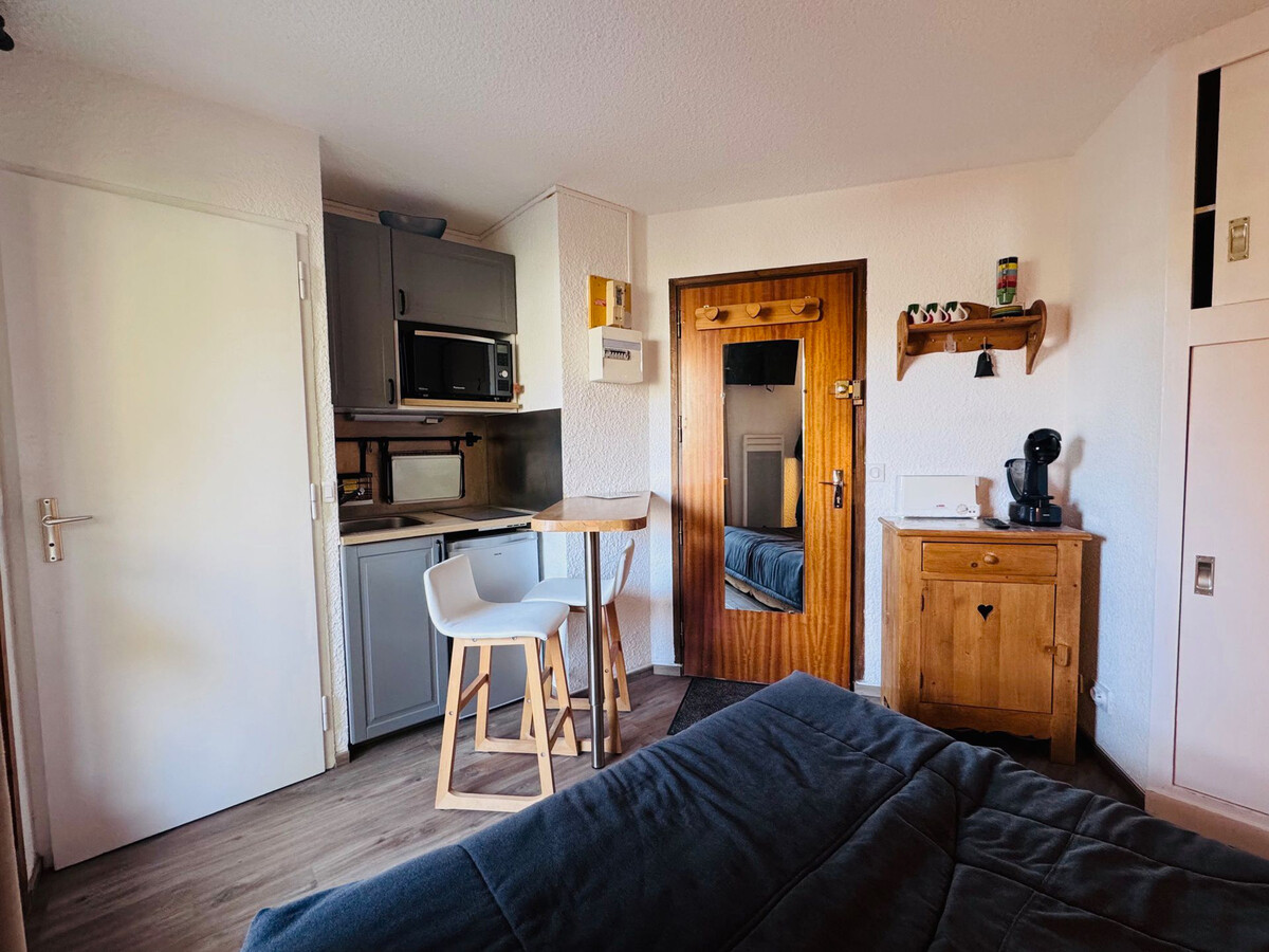 Studette 13m² aux Deux Alpes avec balcon et casier à ski - Photo 4