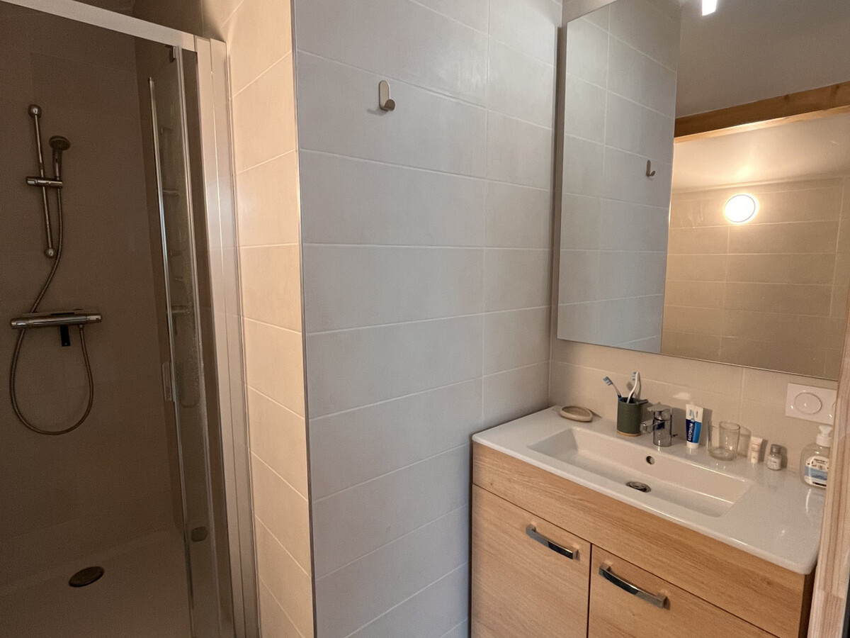 Duplex 78 m² neuf, poêle granules, 2 chambres aux Carroz - Photo 14