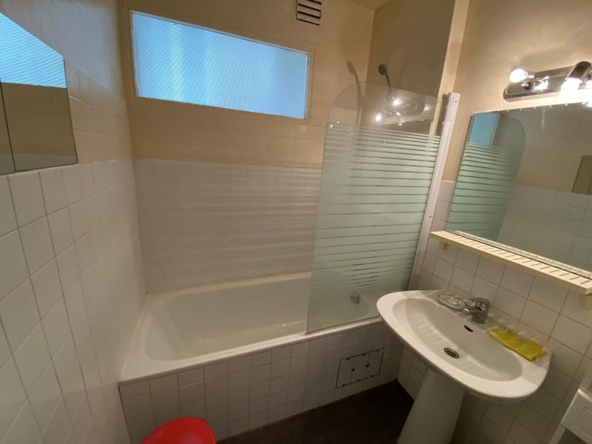 Appartement bord de plage, loggia vitrée à Argelès-sur-Mer - Photo 10