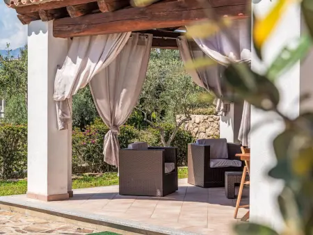 Maison Abbardente à Budoni, 1 km de la plage : photo 2