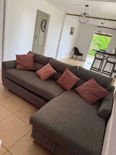 Villa avec piscine privée à Rivière-Salée - 110 m² - Photo 7