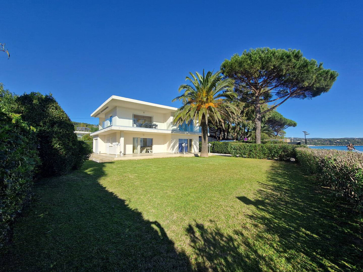 Villa 250 m² vue mer panoramique, Cavalaire-sur-Mer - Photo 1