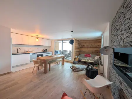 Superbe logement skis aux pieds, calme avec parking, près Montgenèvre : photo 4