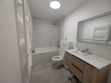 Superbe logement skis aux pieds, calme avec parking, près Montgenèvre : photo 6