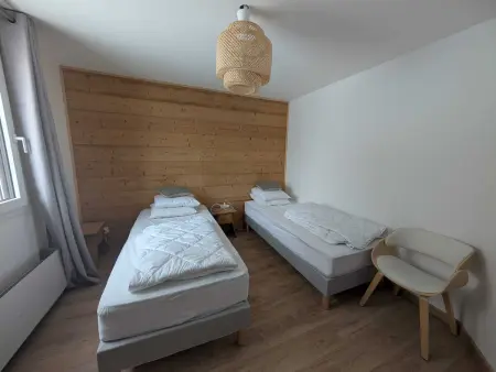 Superbe logement skis aux pieds, calme avec parking, près Montgenèvre : photo 7