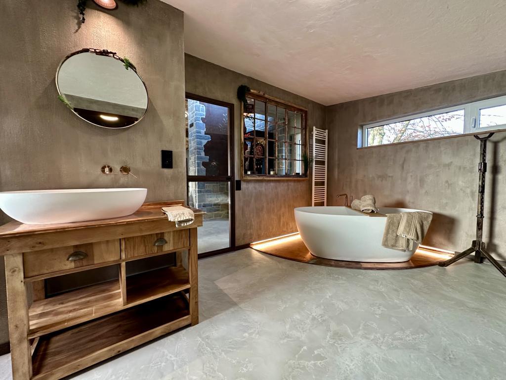 Chez Brigitte - Maison romantique avec bain thermal à Durbuy - Photo 4