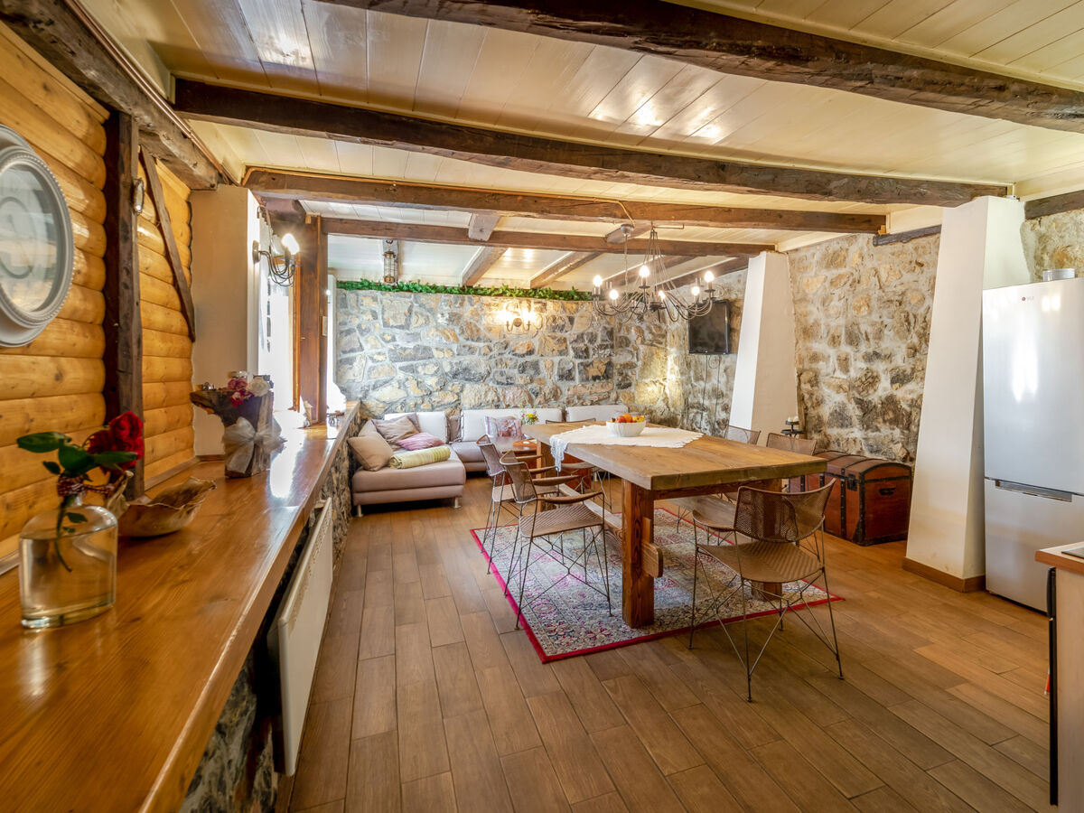 Maison Gorski Raj à Brod na Kupi, jacuzzi et forêt - Photo 13