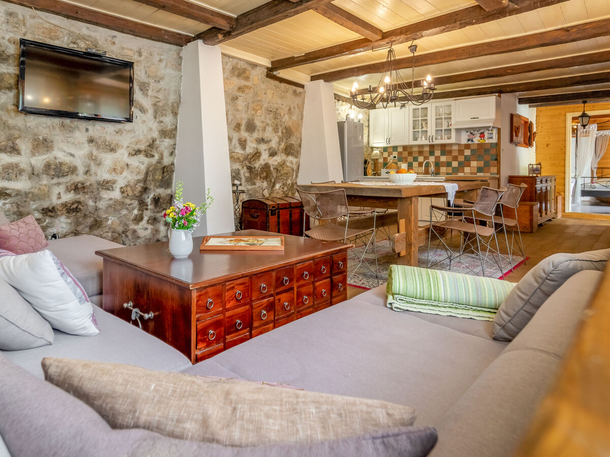 Maison Gorski Raj à Brod na Kupi, jacuzzi et forêt - Photo 14