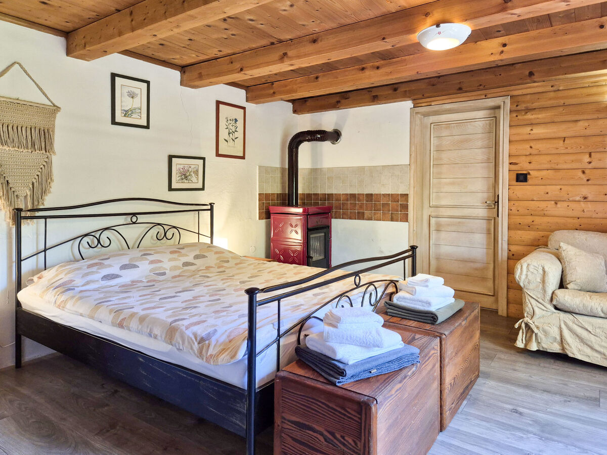 Maison Gorski Raj à Brod na Kupi, jacuzzi et forêt - Photo 17