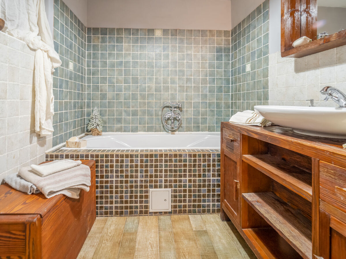 Maison Gorski Raj à Brod na Kupi, jacuzzi et forêt - Photo 24