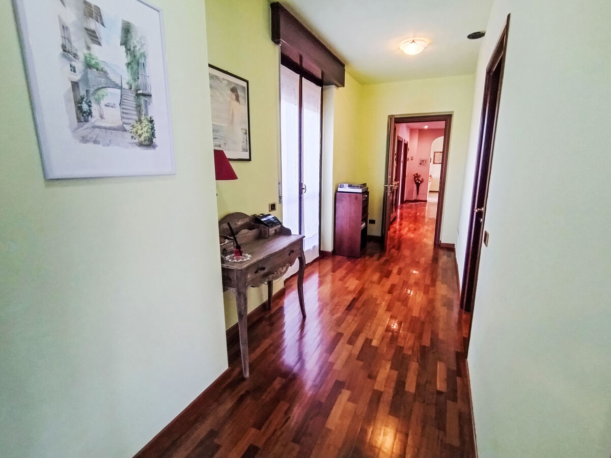 Green Haven, appartement 3 chambres à Caronno Varesino - Photo 20