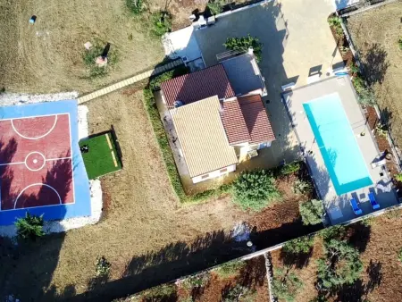 Scrusciu do vientu – Maison Modica, piscine privée : photo 2