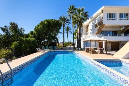Location appartement à , Maison à Alicante avec piscine privée