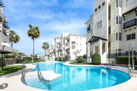 Location appartement à , Appartement à San Luis avec accès à une piscine