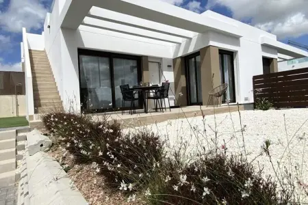 Location appartement à ORIHUELA, Villa à Vistabella Golf avec jacuzzi