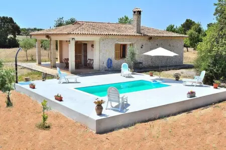 Location appartement à Muro, Islas Baleares, Maison à Llubá avec piscine et terrasse