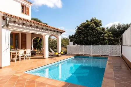 Location appartement à Ciutadella de Menorca, Villa à Cala'n Blanes avec piscine privée