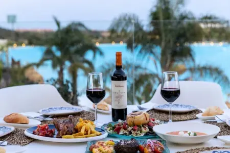 Location appartement à Marbella (dpt Malaga   Espagne), Appartement à Casares avec accès au lagon