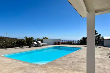 Location maison à Callao Salvaje, L'ancien magasin de tabac Poleo House avec piscine