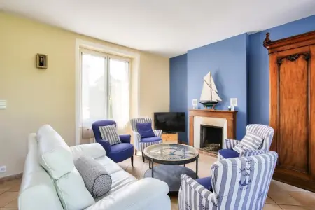 Location appartement à , Appartement à Dinard près de la plage de L'Écluse