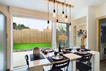 Location appartement à , Appartement aux Sables près de la plage de l'Aubraie