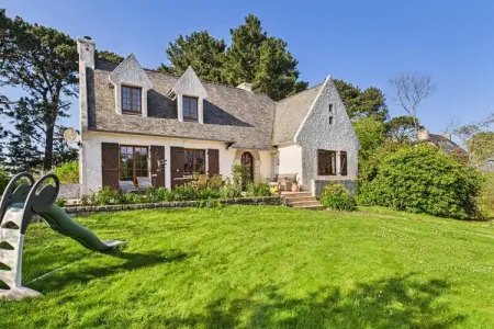 Location appartement à , Maison à Louannec près de la Côte de Granit Rose