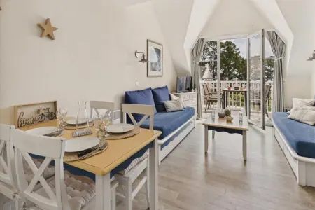 Location appartement à , Appartement à Cap Coz avec vue sur l'océan