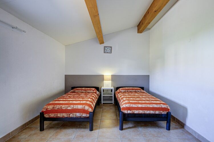 Villa 6 pers. à Homps, 850 m du lac de Jouarres - Photo 13