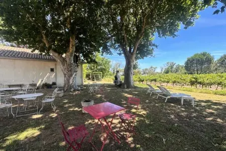 Location appartement à AIGUES MORTES, Ferme à Aigues-Mortes près de la plage