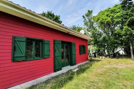 Location appartement à HOURTIN, Chalet avec jardin près de la côte française