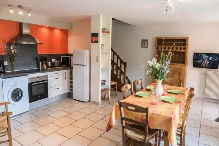 Location appartement à LES MONTS VERTS, Gîte à Bacon avec sentiers de randonnée