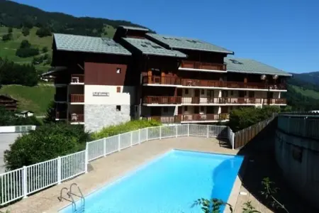 Location appartement à BEAUFORT, Appartement dans les Alpes près des pistes de ski et de la piscine