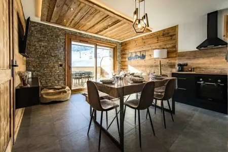 Location appartement à FONTCOUVERTE LA TOUSSUIRE, Appartement sur la piste Marmotte avec jacuzzi