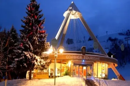 Location appartement à VILLAREMBERT, Appartement à Les Pistes avec vue sur les pistes