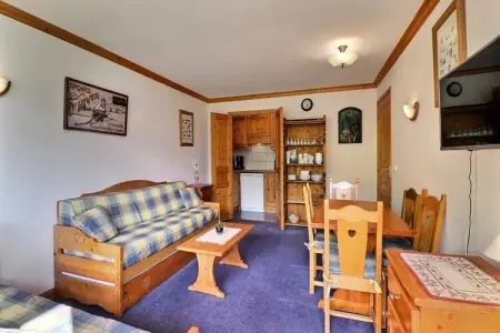 Location appartement à LES ALLUES, AGREABLE 2 PIECES, CHAMBRE AVEC LIT DOUBLE PLEIN SUD