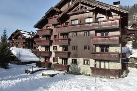 Location appartement à LES ALLUES, Appartement à Méribel Village près des pistes de ski