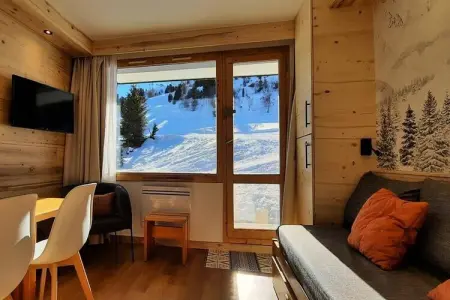 Location appartement à LES ALLUES, Appartement à Mottaret avec accès aux pistes