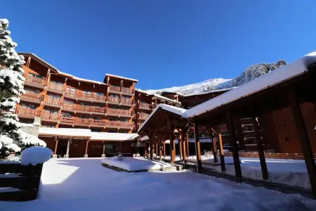 Location appartement à LES ALLUES, Appartement à Méribel avec accès direct aux pistes