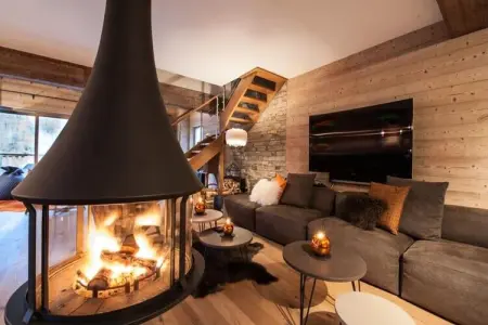 Location appartement à Les Allues, Chalet à Méribel avec Spa et Ski