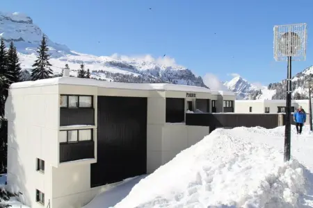 Location appartement à MAGLAND, Studio confortable avec cabine Â· Proche des pistes et des commerces Â· Balcon