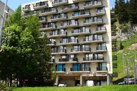 Location appartement à MAGLAND, Studio lumineux Â· Proche des pistes et des commerces Â· Balcon