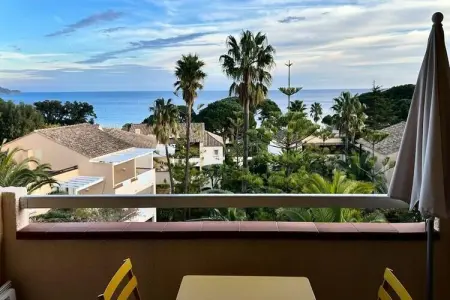 Location appartement à Le Lavandou, Appartement à Pramousquier avec vue sur la mer