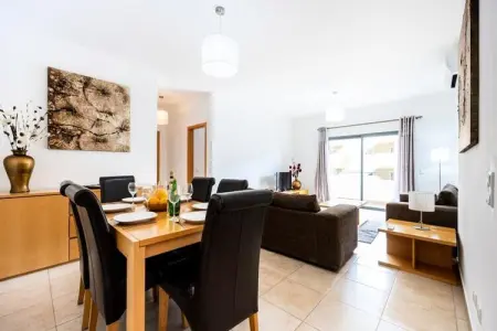 Location appartement à Lagos, Appartement à Lagos avec Piscines et Gym