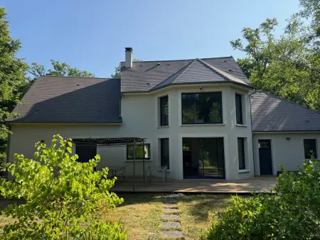 Gîte 15 pers. entre forêt et golf à Donnery