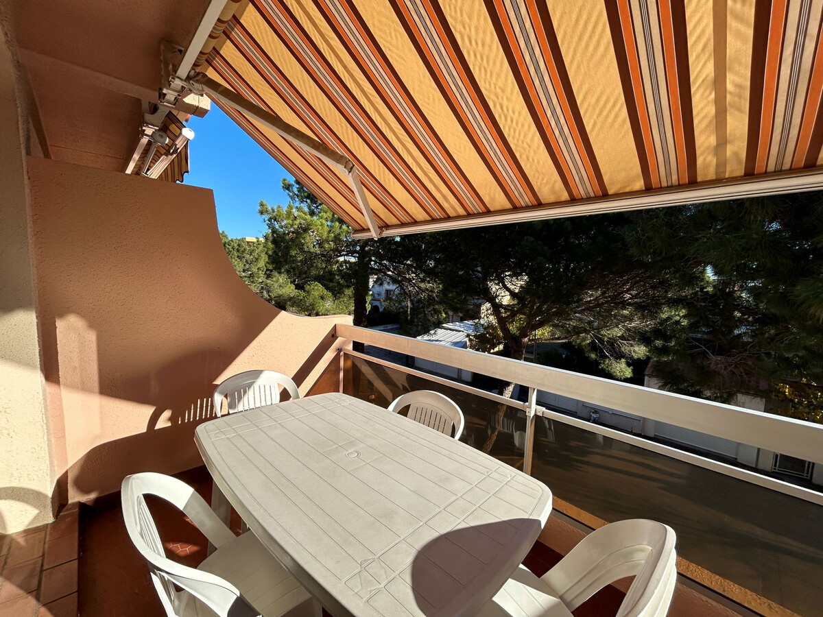 Appartement 6 pers. à 50m de la plage, parking inclus - Photo 2