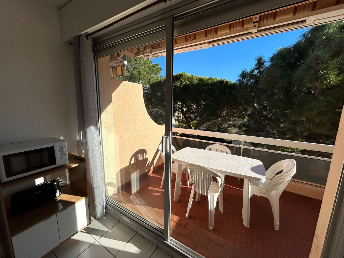 Appartement 6 pers. à 50m de la plage, parking inclus - Photo 3