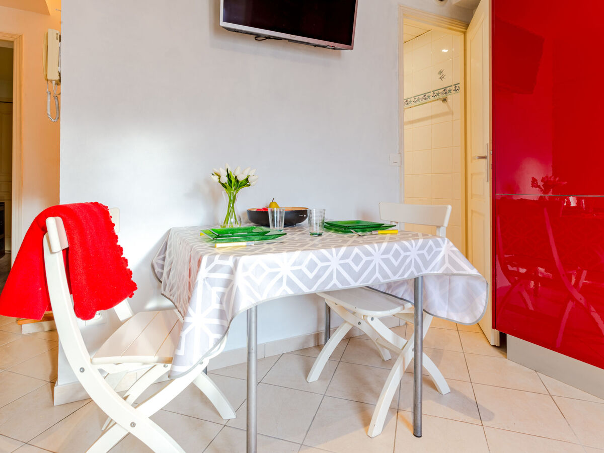 Appartement Hautpoul, cœur de Trouville à 900 m de la plage - Photo 4